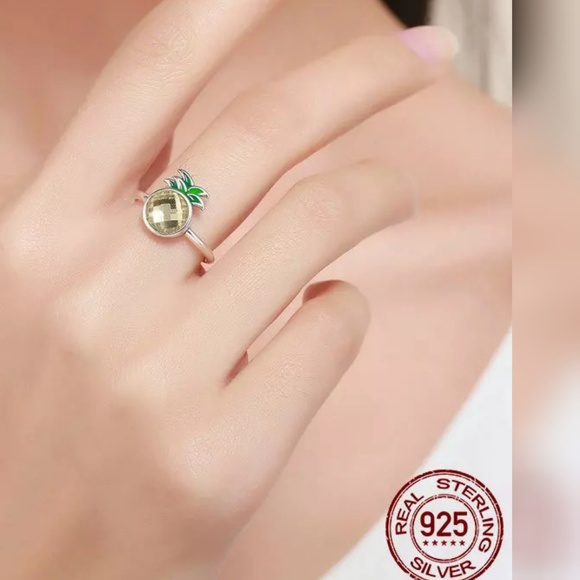 5⭐ rated 💙925  St silver & enamel Pineapple Ring - Picture 4 of 7